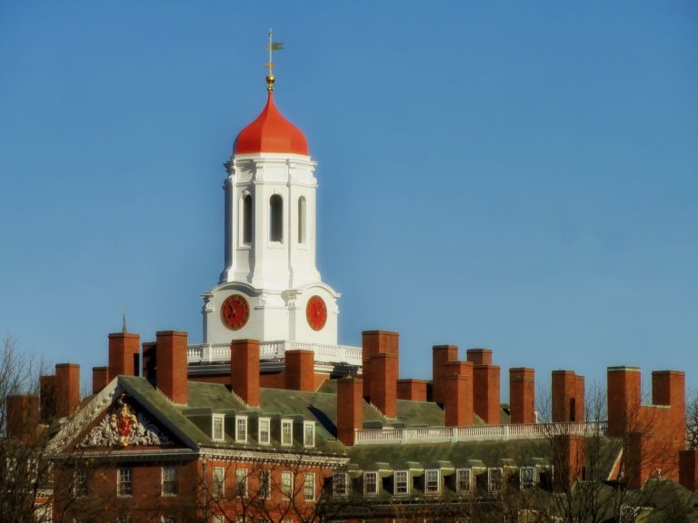 NRM helped Harvard Dining Services integrate smart refrigeration controls to improve their food safety.